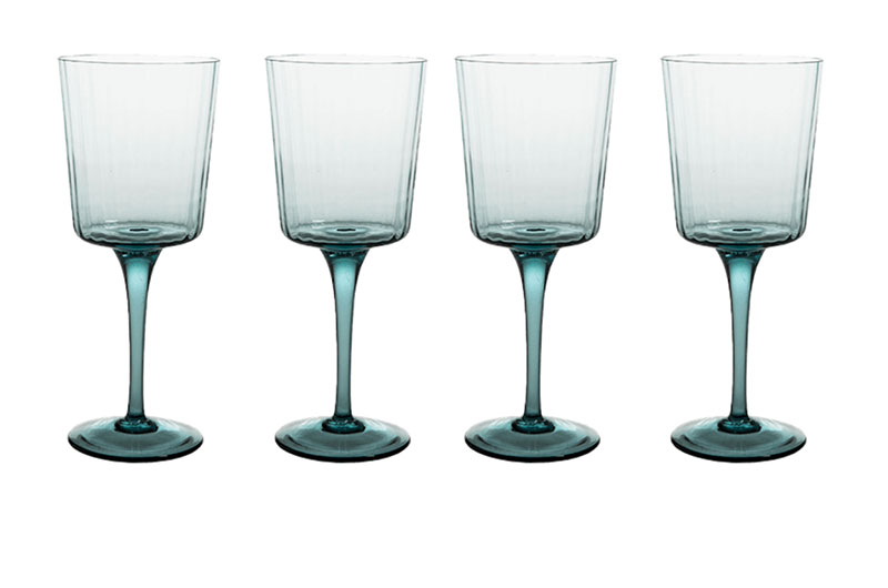 Jump Back Into Wedding Season Like A Pro With Our Wedding Season Essentials Stemmed Wine Glasses Calice 24 Plisse