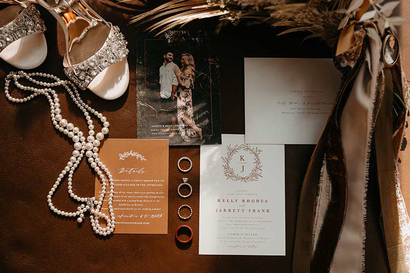 Kelly Rhodes And Jarrett Frank Marry At A Family Home On Johns Island South Carolina Invitations Kelly Rhodes And Jarrett Frank Marry At A Family Home On Johns Island South Carolina Invitations