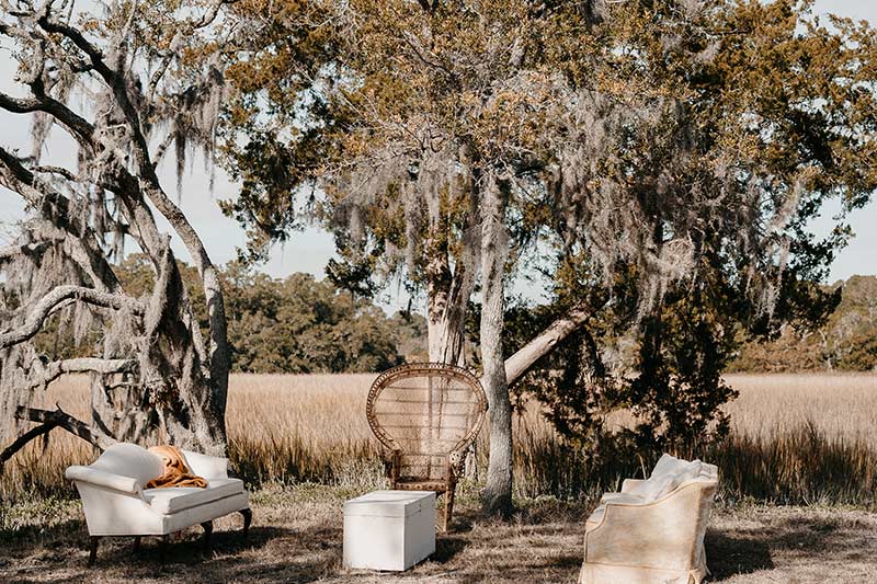 Kelly Rhodes And Jarrett Frank Marry At A Family Home On Johns Island South Carolina Seating Area