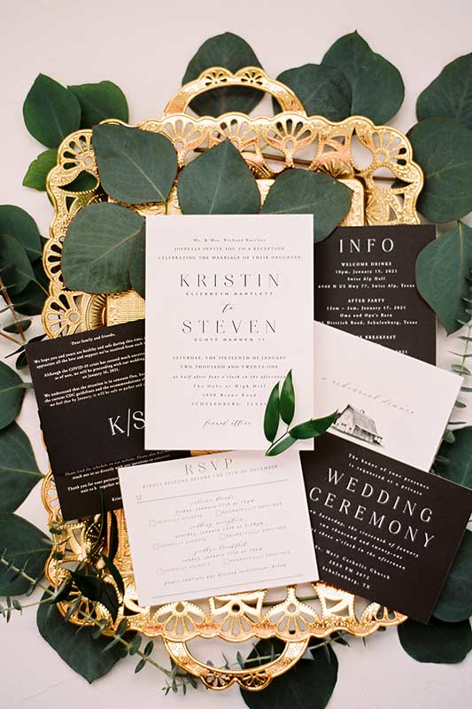 Kristin Bartlett And Steven Barner Marry In Texas Invites