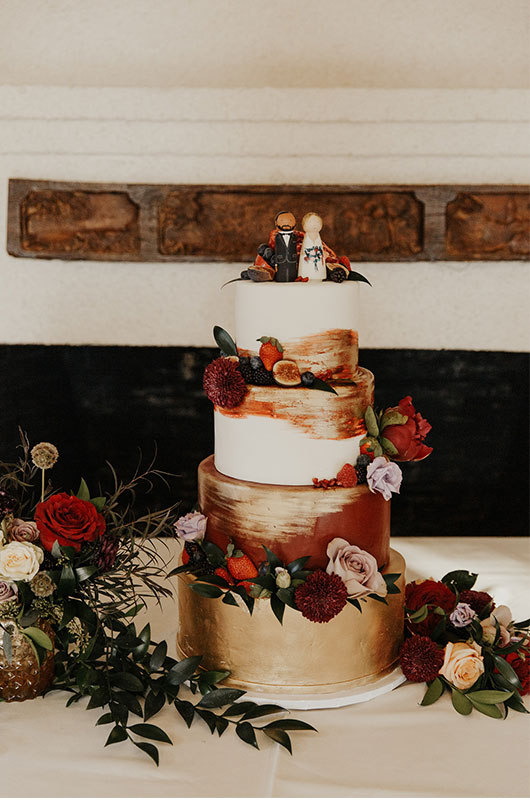 Margeaux Chase And KeeRyde Talasan Marry At The Contemporary Austin In Texas Cake Margeaux Chase And KeeRyde Talasan Marry At The Contemporary Austin In Texas Cake