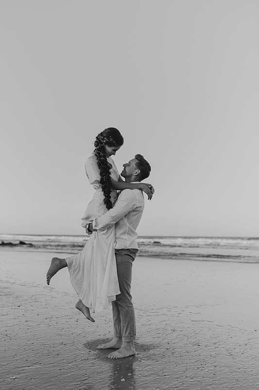 Rob And Roza Trachuk Celebrate Their Anniversary With An Elopement Styled Shoot In St Augustine Florida Beach Love