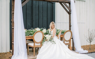 Brides of Any Style Can Host a Barn Wedding for an Elegant Ceremony