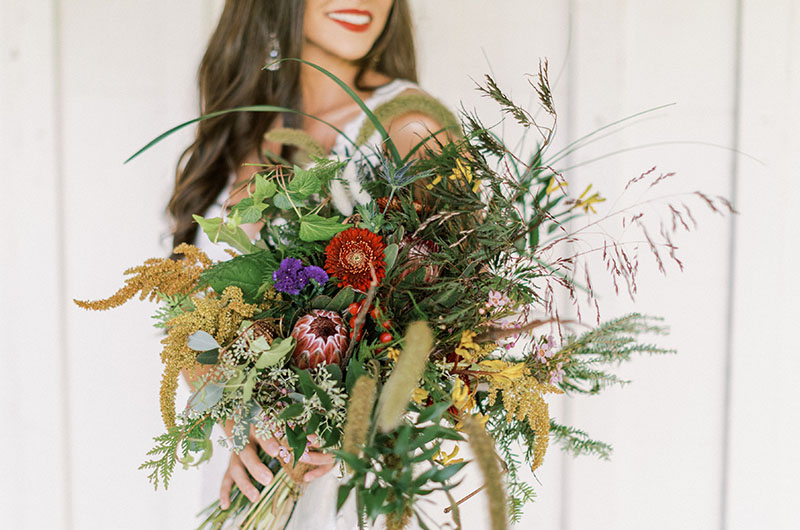 Brides Of Any Style Can Host A Barn Wedding For An Elegant Ceremony Floral