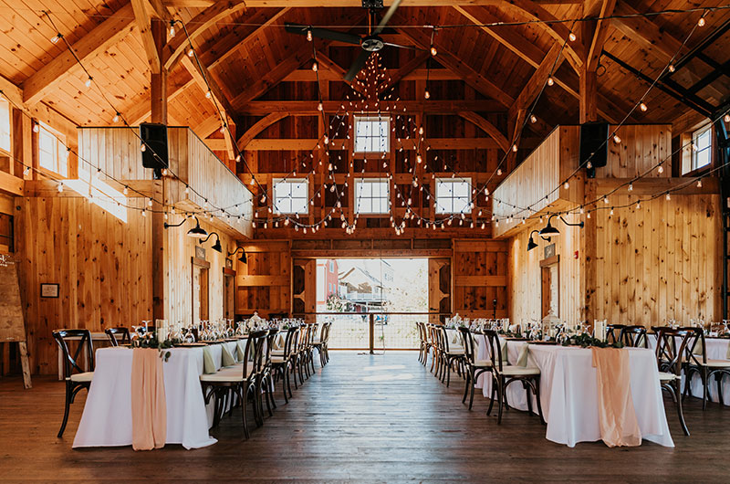 Plan Your Wedding With Zion Springs Barn