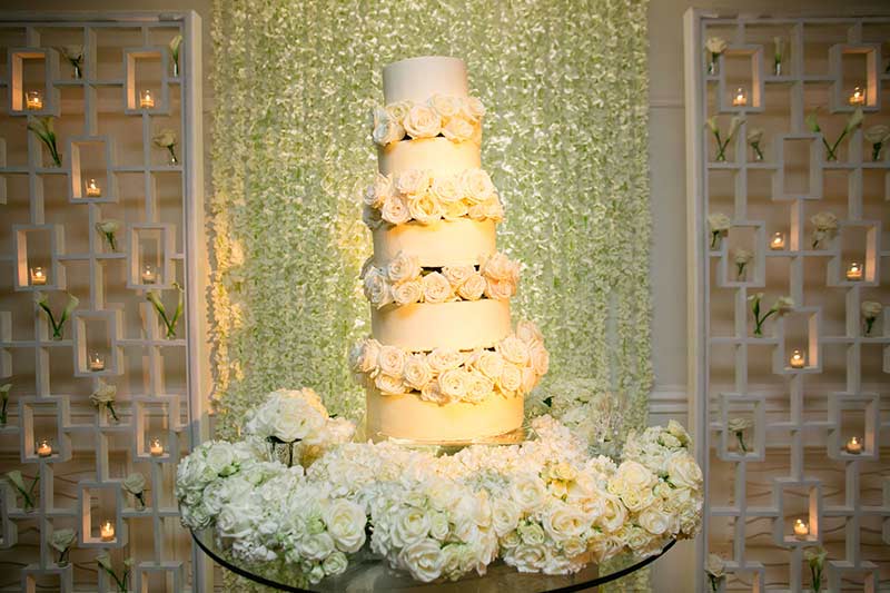 Peyton Conn And Jay Shell High School Sweetheart Wedding In Mississippi Reception Cake