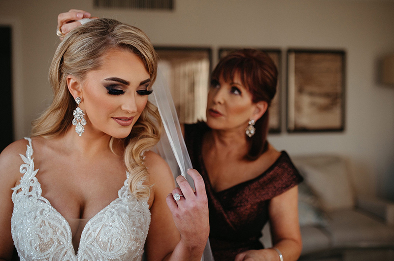 Stacey Asaro And Ryan Gaudet Marry At The Luxury Southern Oaks New Orleans Mother Of Bride Helps Bride With Her Veil Copy 2