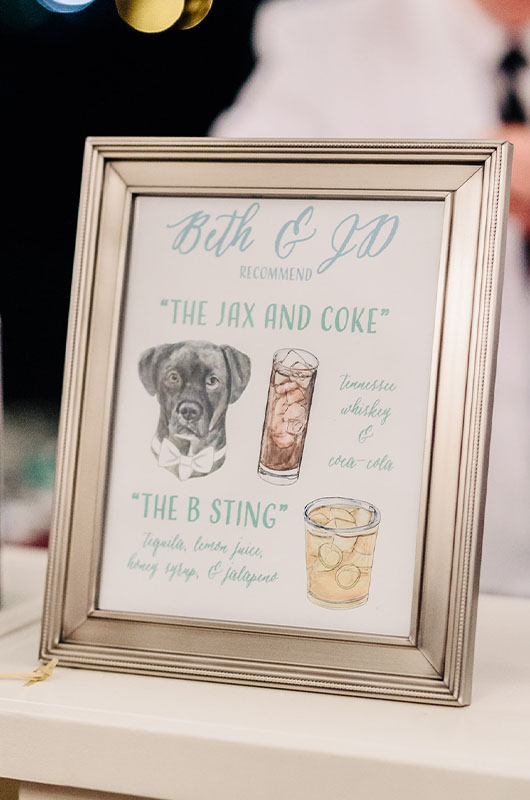 Small Budget Items That Can Make An Impact On Your Wedding Day Cocktail