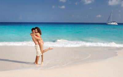 Can’t Figure Out What Type of Honeymoon Couple You Are? Let’s Chat!