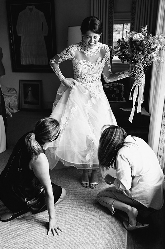 Eloise Hamilton Aiken Reeves Rustic Glamour Wedding In North Carolina Bride Getting Ready