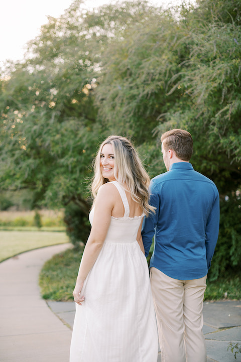 A Sweet Afternoon Engagement Session At Dallas Flippen Park Couple Strolling
