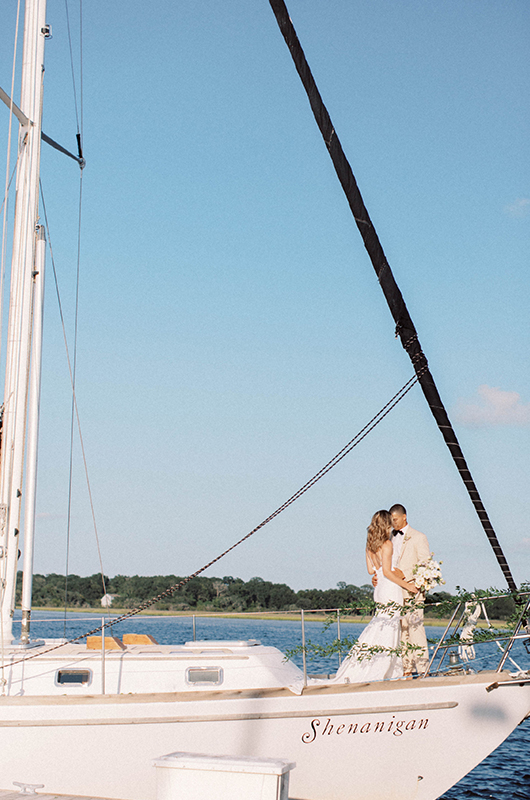 Sail Into The New Year With This Elopement Shoot On The Harbor Couplefaraway