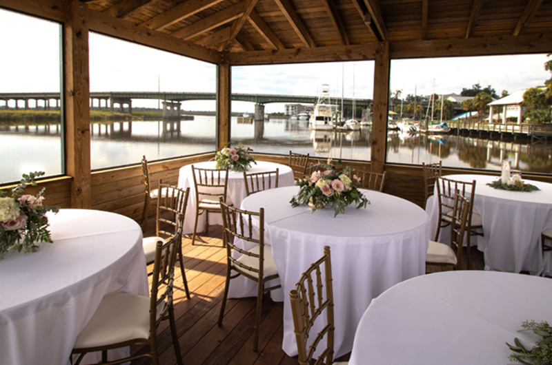 Oaks On The River Luxury Boutique Resort Crafts Memories For Every Moment Reception Tables2 Copy