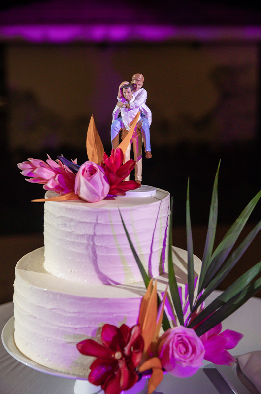 Steven Benoit Adam Baker Riviera Maya Destination Wedding At UNICO Hotel Cake