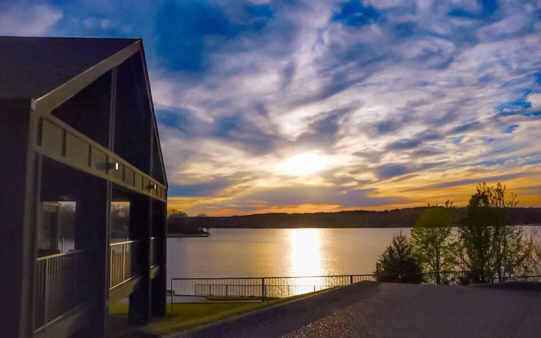 Lakepoint At Sunset Small