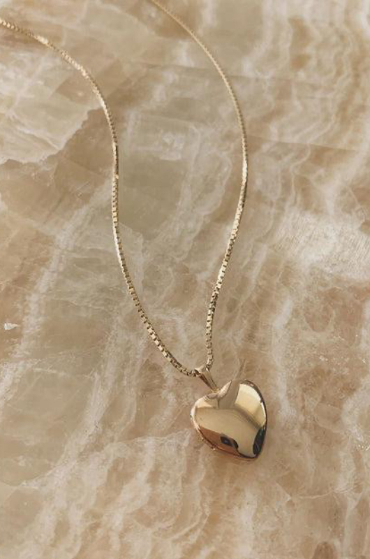 Trending Valentines Gifts For Your Special Someone Gold Heart Necklace Copy