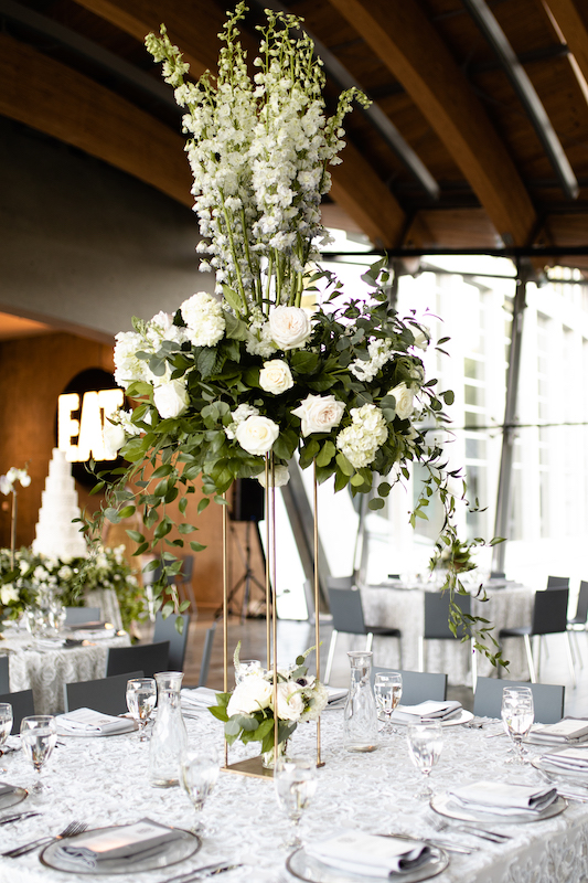 Elizabeth Fiser And Michael Williams Marry In A Beautiful Arkansas Chapel Reception Table