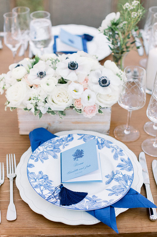 Charlotte Gerchick Jackson Alton Marry In An Lovely Mountainside Wedding Table Details