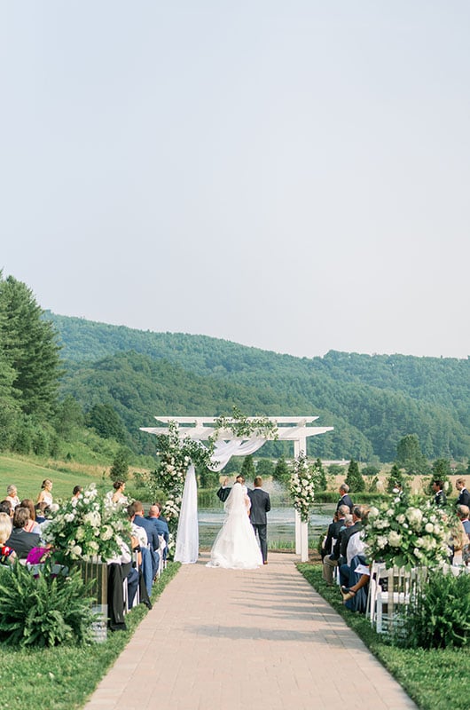 Aspen Domske And Edward Knuckley Marry At The Barn On New River The Ceremony