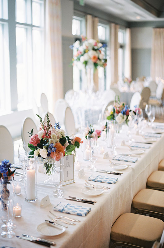 Molly Bryant And Chip Phillips Divine Summer South Carolina Wedding Tablescape Molly Bryant And Chip Phillips Divine Summer South Carolina Wedding Tablescape