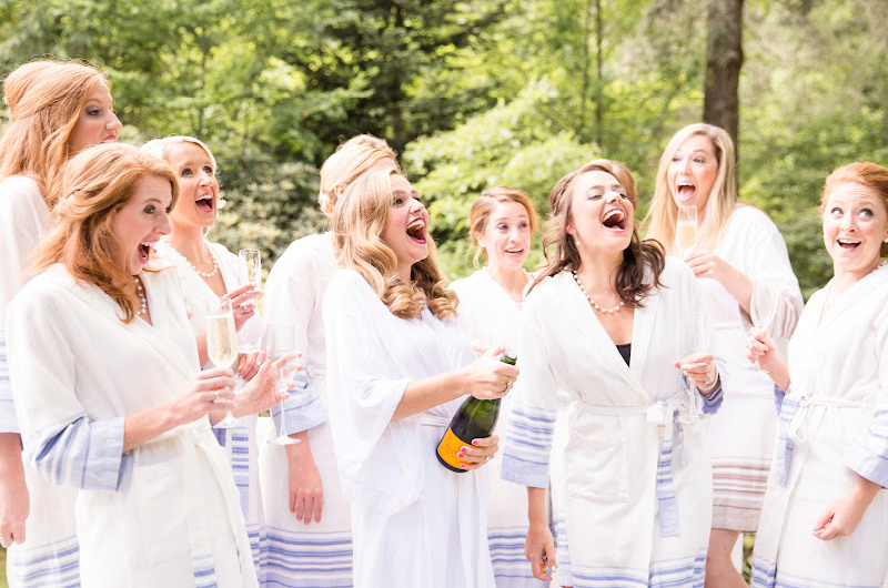 Le jour du mariage doit avoir des produits de beauté, parlons des serviettes