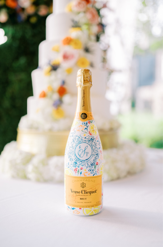 Brooke Kirkpatrick And Timothy Selezak Marry In Alabama kiss down the aisle Brooke Kirkpatrick And Timothy Selezak Marry In Alabama champagne