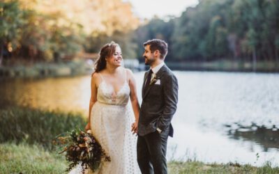 Elizabeth Turner and Michael Goethe Marry at a Beautiful Fall Forest Wedding