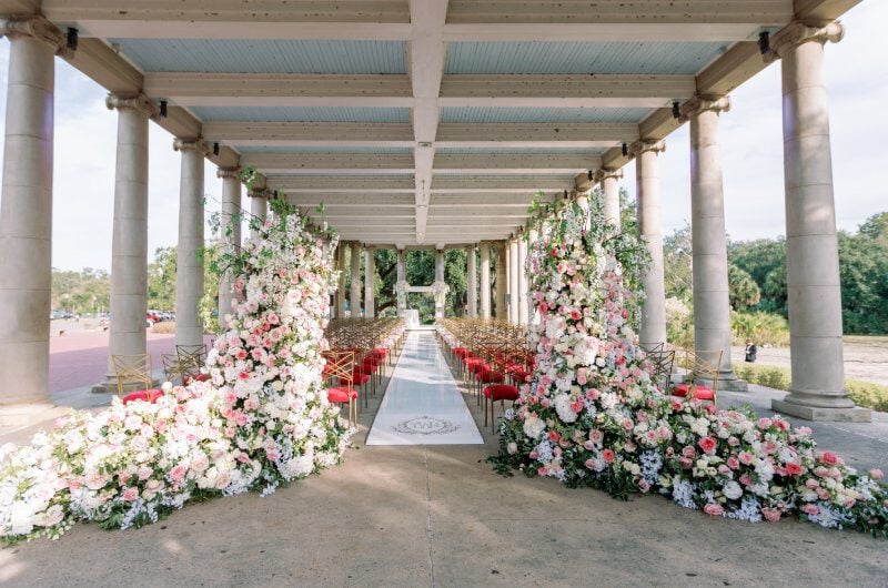 Yelena and Justins Beautiful Wedding in Louisiana Ceremony Flowers