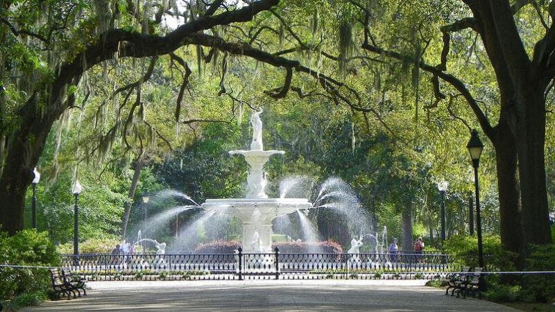 savannah forsyth park fountain