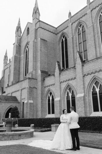 Elizabeth Smith and Christopher Newtons Beautiful Wedding in Houston Texas FIrst Look Elizabeth Smith and Christopher Newtons Beautiful Wedding in Houston Texas FIrst Look