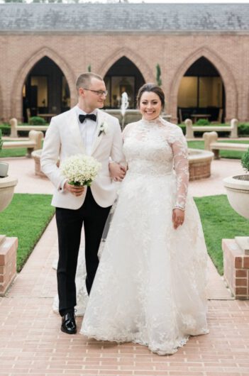 Elizabeth Smith and Christopher Newtons Beautiful Wedding in Houston Texas Portrait