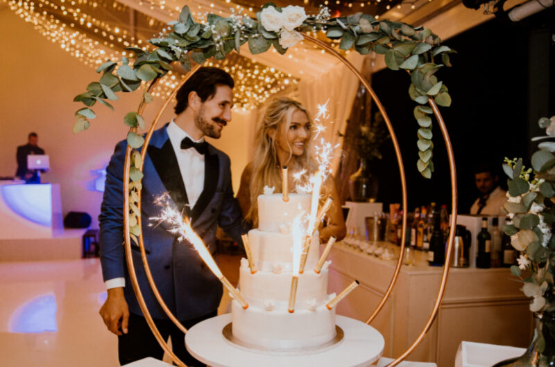Erin Alvey And Filip Forsberg Marry In France wedding cake
