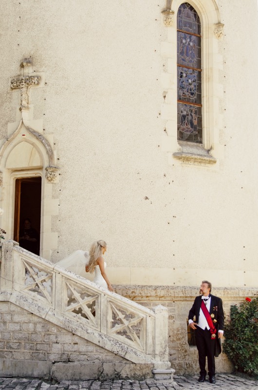 Erin Alvey and Filip Forsberg Wedding in La Guerche sur lAubois France Bride Stairs