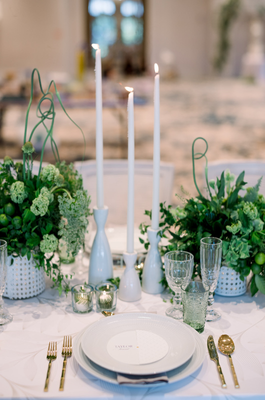 Islamorada Ballroom Styled By Southern Bride plate setting