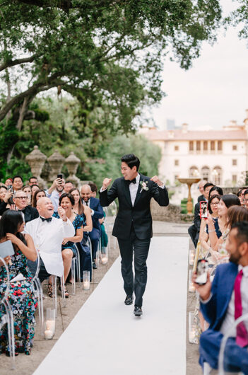 Esther Jang groom aisle