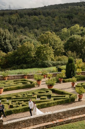 Justin Warshaw and Kelsey Turchi Marry in Italy Car Justin Warshaw and Kelsey Turchi Marry in Italy View