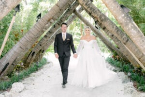 Styled By Southern Bride Cheeca Lodge Spa Island Reception Inspiration couple