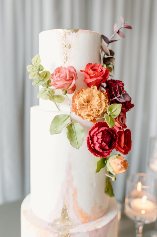 Styled By Southern Bride The Hotel At Avalon Reception Inspiration cake
