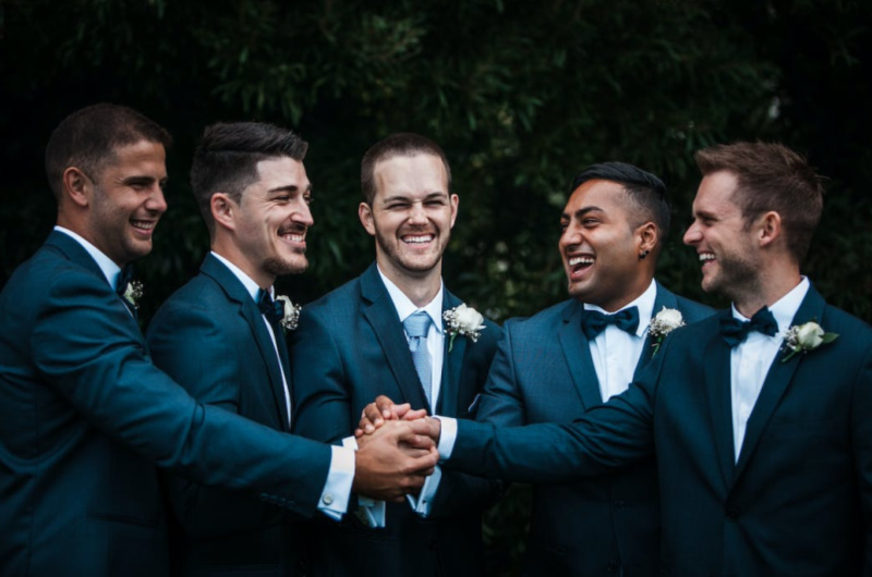 Ten Essential Fashion Tips For The Groom And Groomsmen groomsmen