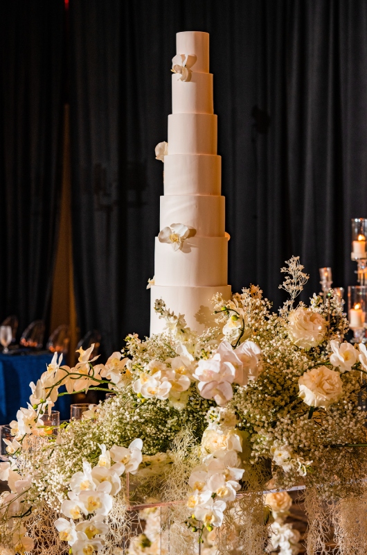 Joi Marlowe And Je'Mere Mooney Marry In Raleigh North Carolina weddingcake
