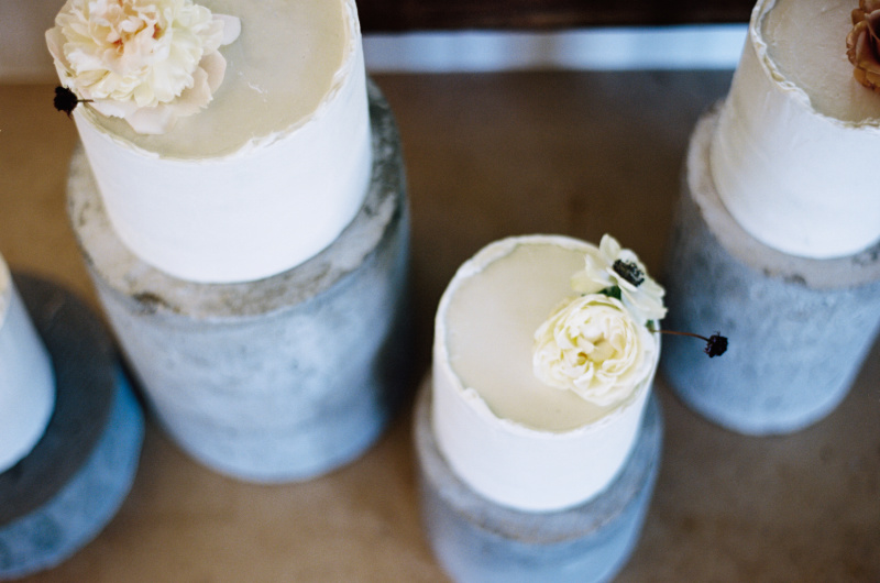 Kentucky Derby Inspired Wedding Cake – Bourbon Butter Cake