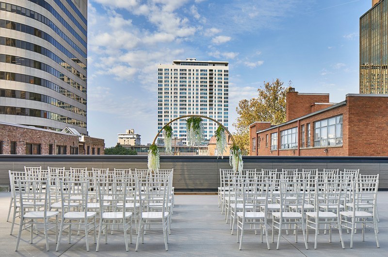 Le Meridien Deck Wedding