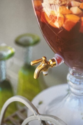 Long Weekend Wedding Ideas sangria