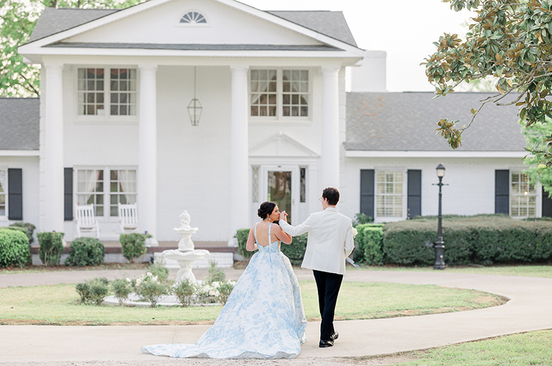 a_blooming_blue_spring_wedding_in_augusta_ga_couple_walking