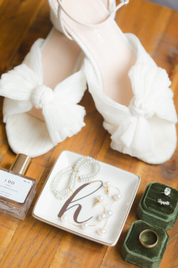 Kircher Heim Wedding accessories