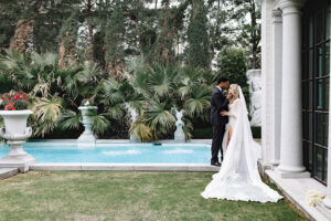 Heather Jenkins Photography couple in garden