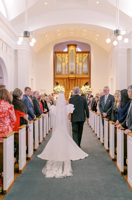 Mary Evans Wallace and Matthew Owen Marry in Oxford Mississippi Aisle