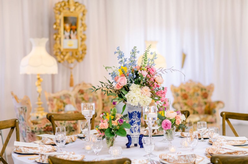 Michelle Thompson Table Centerpiece