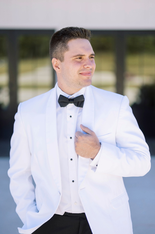 Lisby Wedding groom portrait
