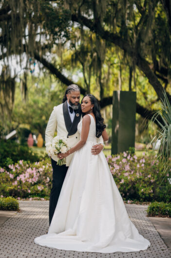 London Curry and Shagari Jackson Marry in Louisiana Couple London Curry and Shagari Jackson Marry in Louisiana Bouquet
